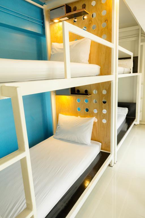 Oyes Hostel Krabi Bilik gambar