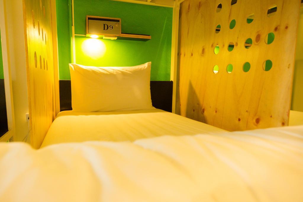 Oyes Hostel Krabi Luaran gambar