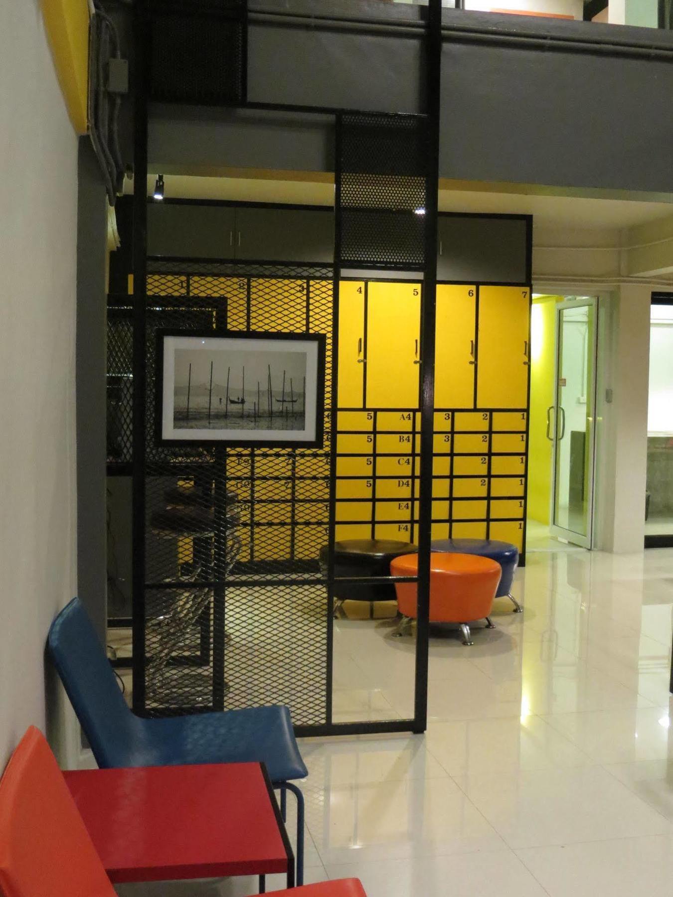 Oyes Hostel Krabi Luaran gambar