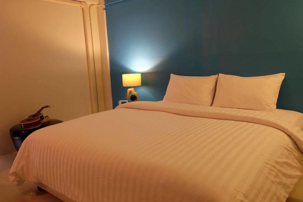 Oyes Hostel Krabi Luaran gambar