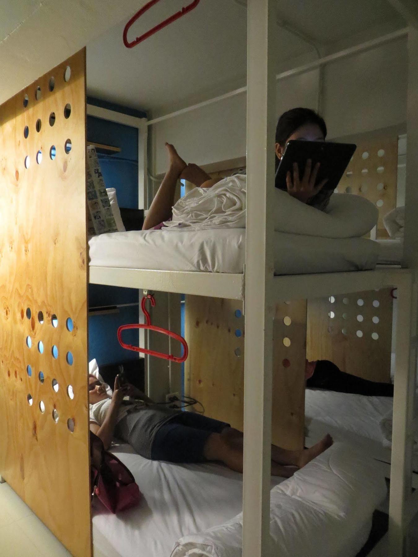 Oyes Hostel Krabi Luaran gambar