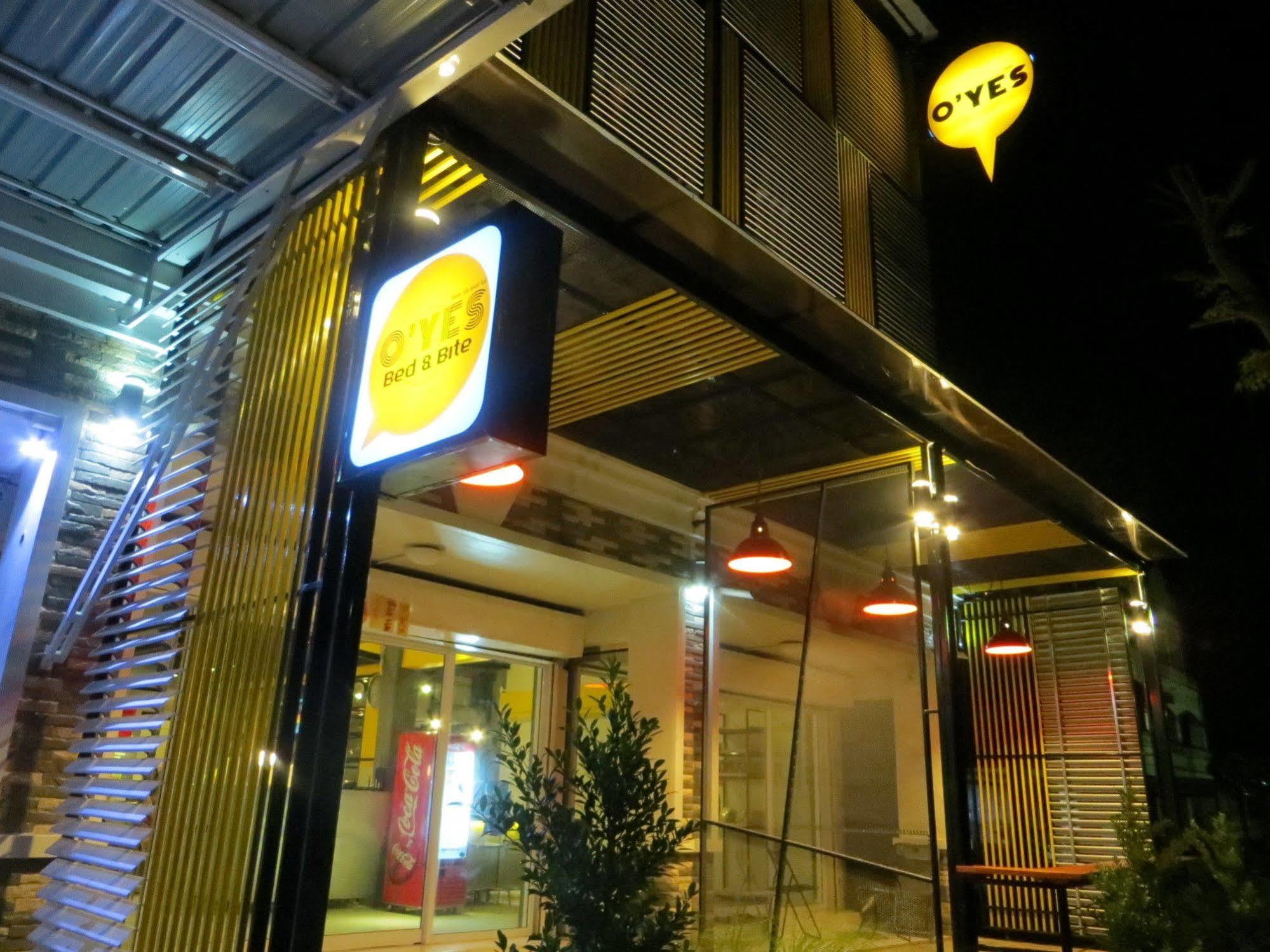 Oyes Hostel Krabi Luaran gambar