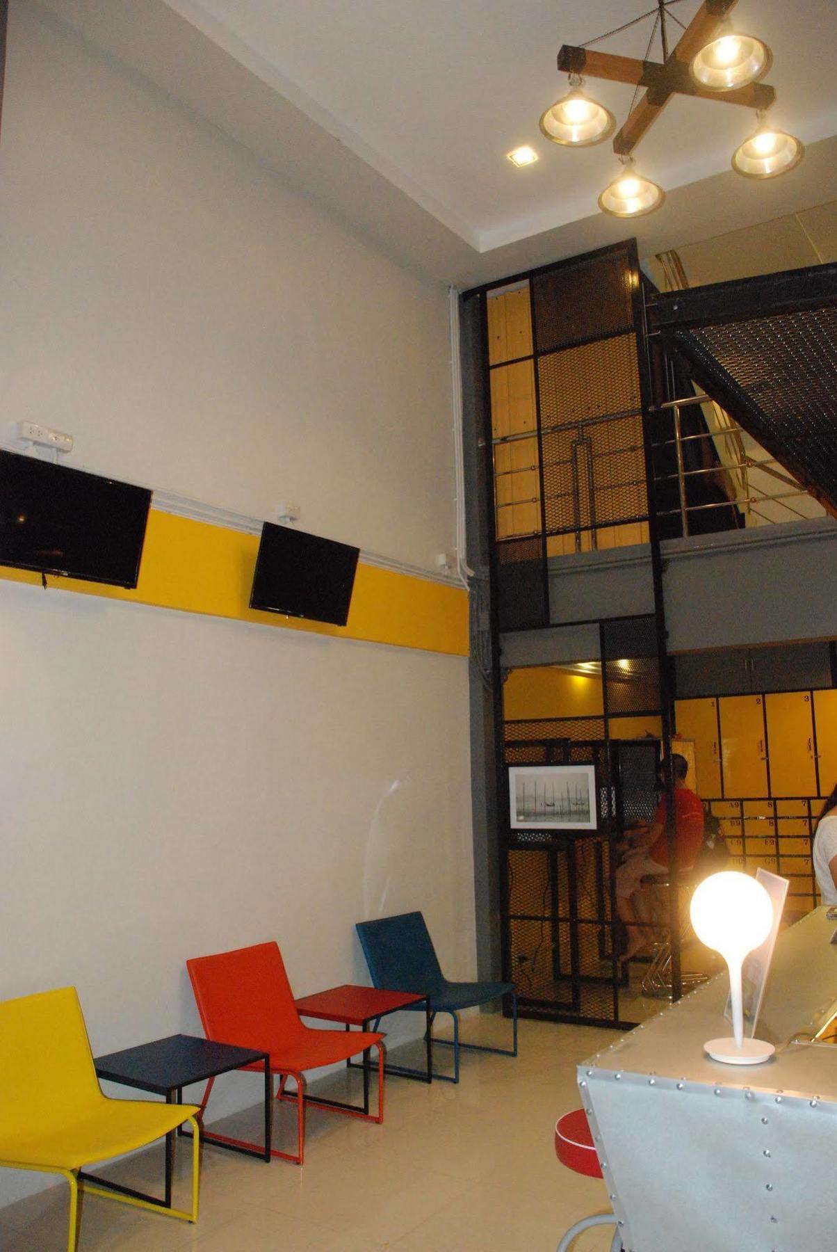 Oyes Hostel Krabi Luaran gambar
